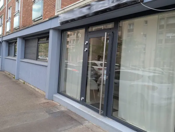 Évreux 27000 – Location local