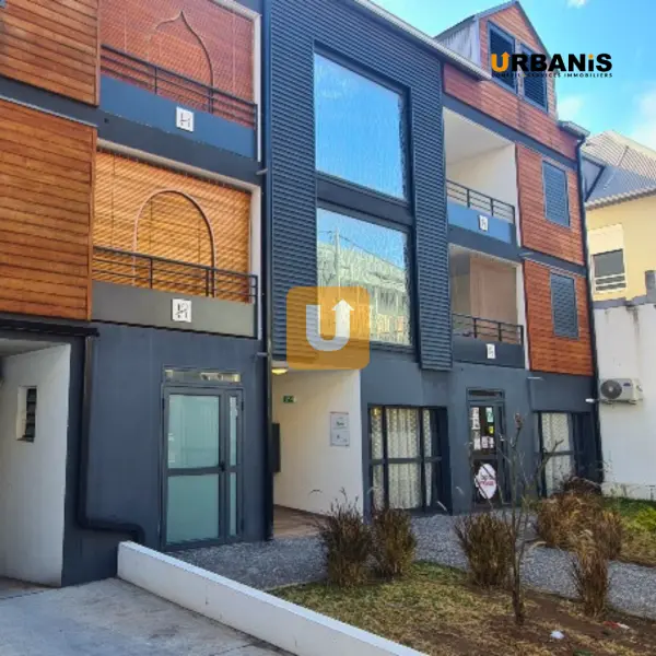Saint-Denis 97400 – Location local