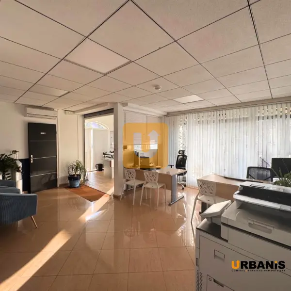 Saint Gilles Les Bains 97434 – Location local