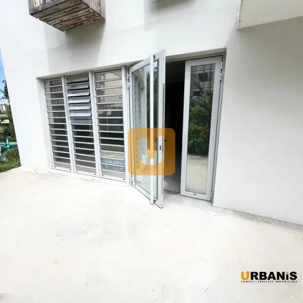 La Possession 97419 – Vente local