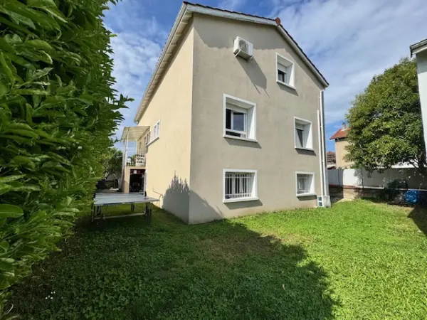 Villeurbanne 69100 – Vente maison/villa 9&nbsp;pièces 7&nbsp;chambres