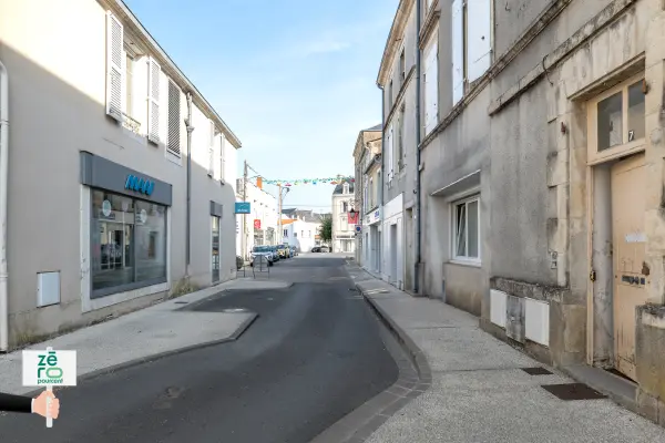 Luçon 85400 – Vente immeuble 5&nbsp;chambres